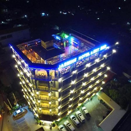 Jasmine Hotel& Sky Bar Μπατταμπάνγκ Εξωτερικό φωτογραφία