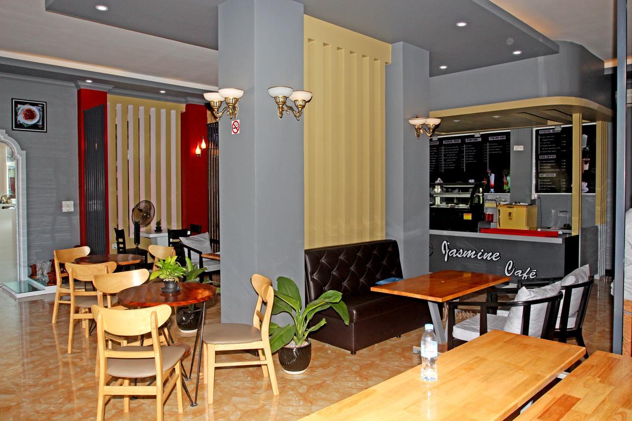 Jasmine Hotel& Sky Bar Μπατταμπάνγκ Εξωτερικό φωτογραφία